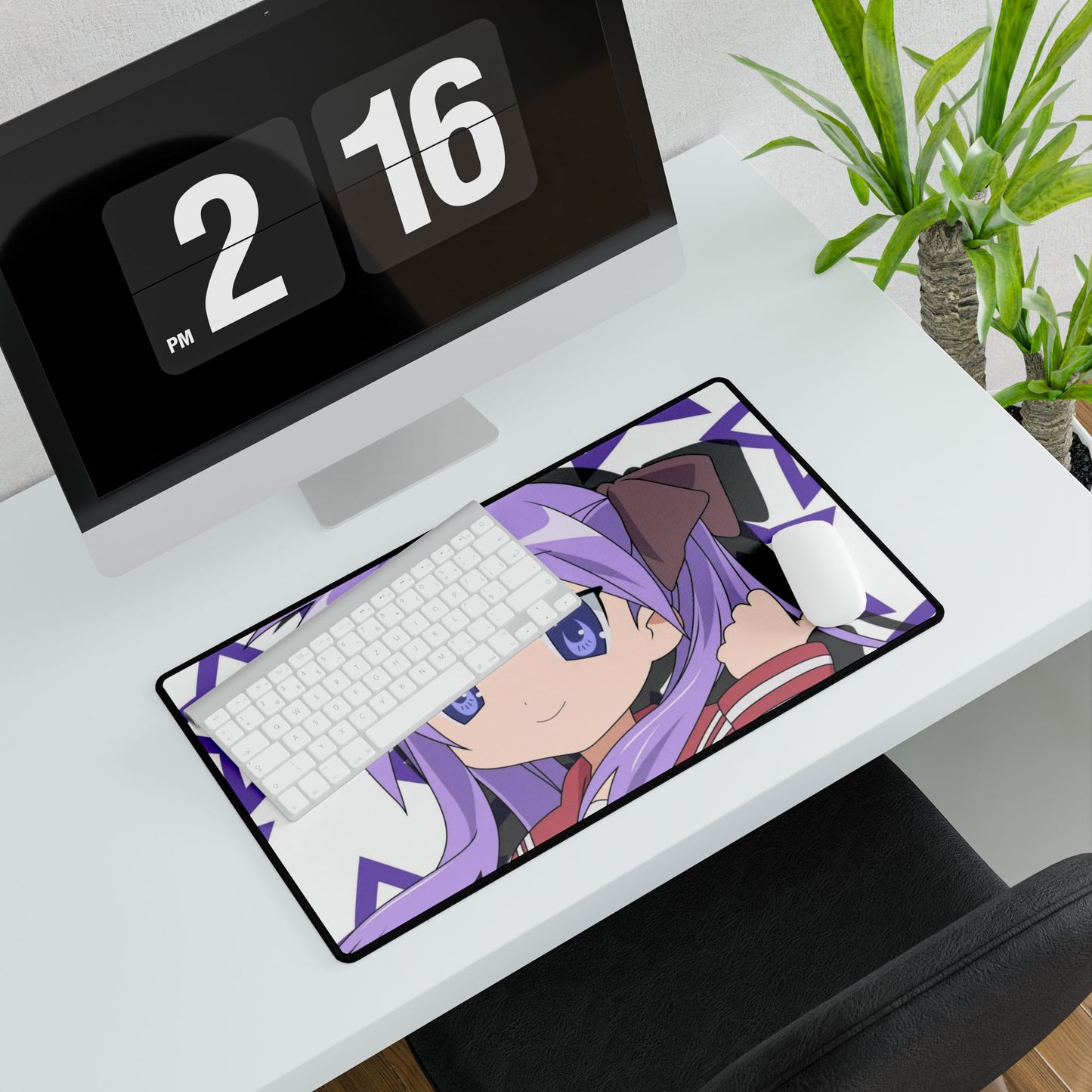 Kagami Hiiragi Mouse Pad