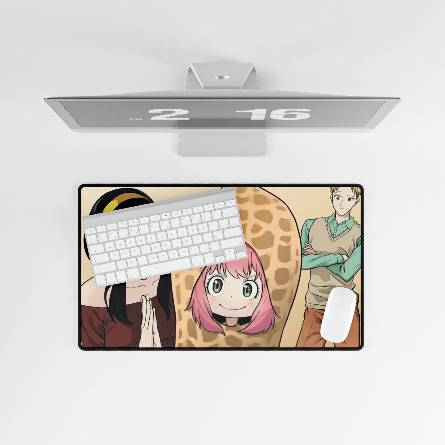 Anya likes peanuts Mouse Pad