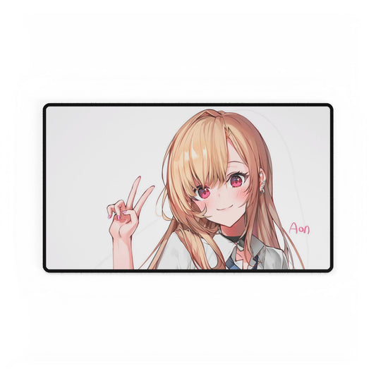 Marin Kitagawa doing the peace sign. Mouse Pad